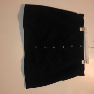 Black button skirt